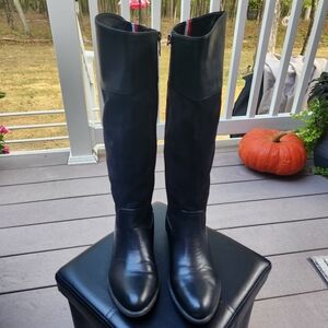 Tommy Hilfiger Black Leather and Suede Boots